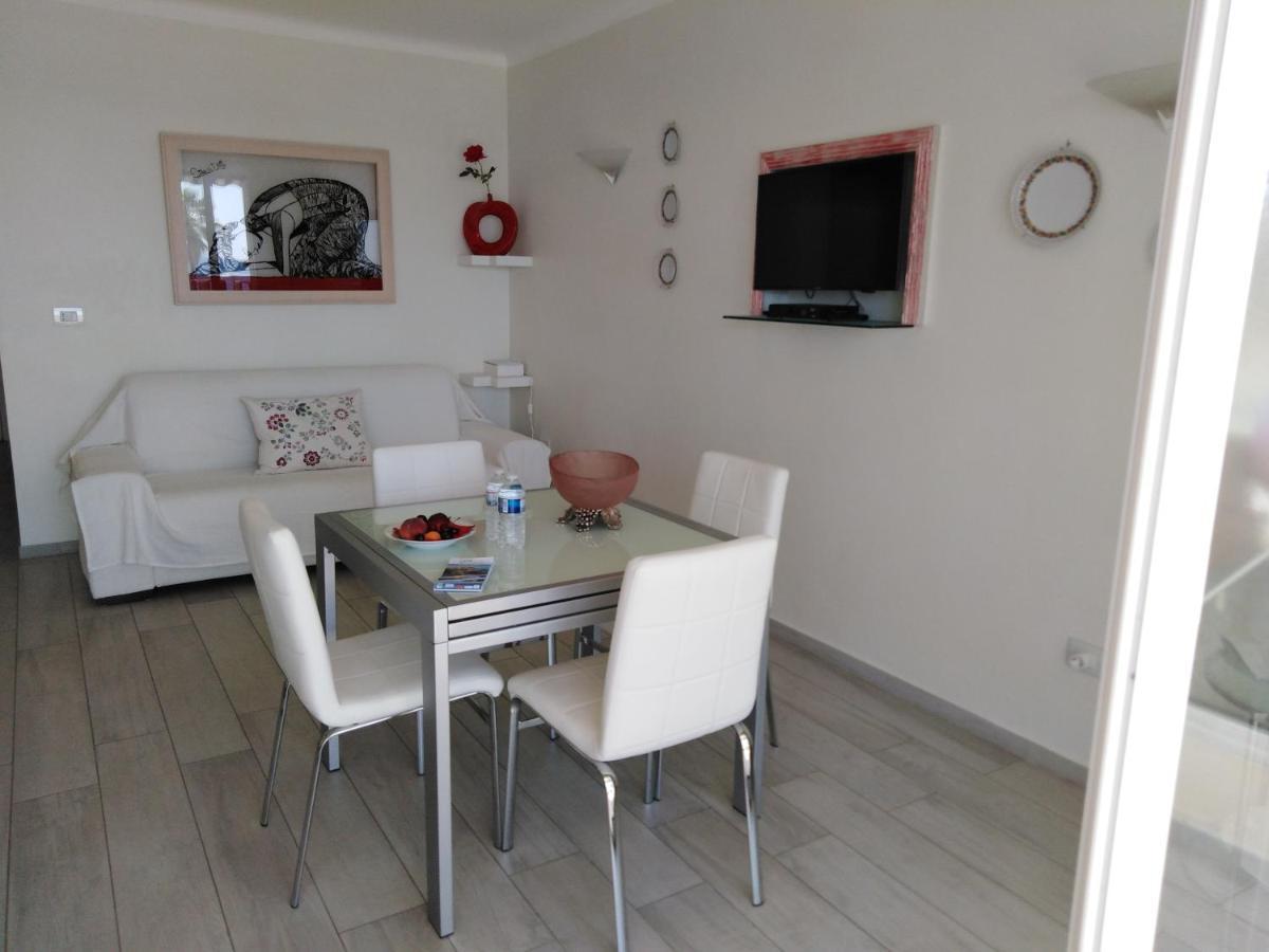 Le Palais Du Tropique Appartement Vue Mer 5E Etage Avec Ascenseur Juan-les-Pins Exterior foto